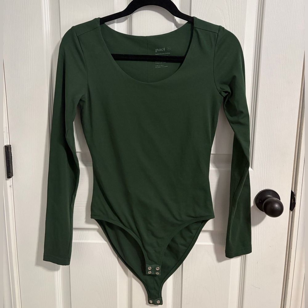 Pact Mountain View Everyday Long Sleeved Bodysuit
